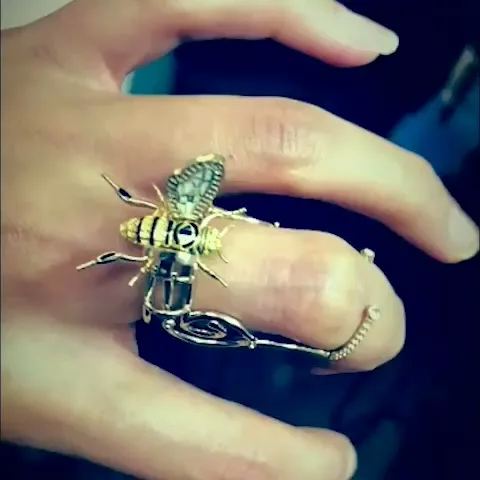 QUEEN BEE — image 4 of 5