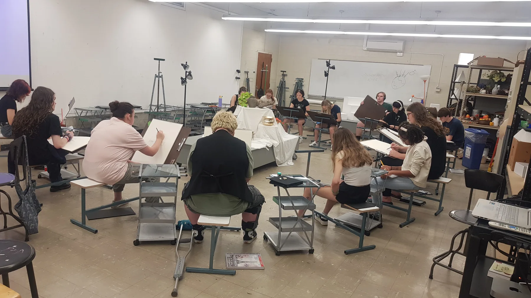 Art 1200 syllabus and semester schedule